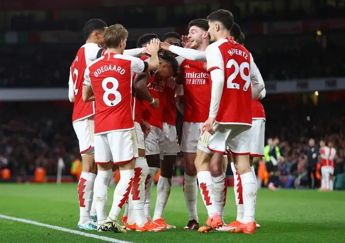 包含英超关键时刻再迎强敌；马德里竞技伤情更新；主帅态度：球迷炸锅；细节决定成败的词条