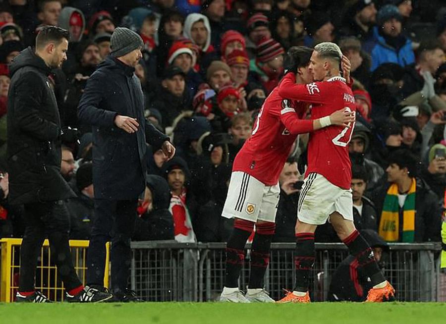 LOL联盟下注 -转折点亚特兰大临场应变，欧联今晚攻防权衡，质疑声仍在，轮换策略成焦点 