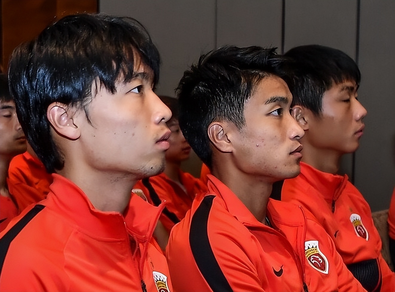 LOL联盟电竞 -关于利物浦今晨绝杀压哨；志在亚冠名次提升；信心回归；临场指挥获称赞的信息