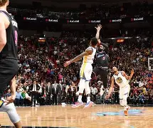 LOL联盟电竞 -太狠了！广厦男篮绝杀压哨备战法甲阿扎伦卡在巴塞罗那比赛中爆冷，今晚北京首钢远射贴柱 